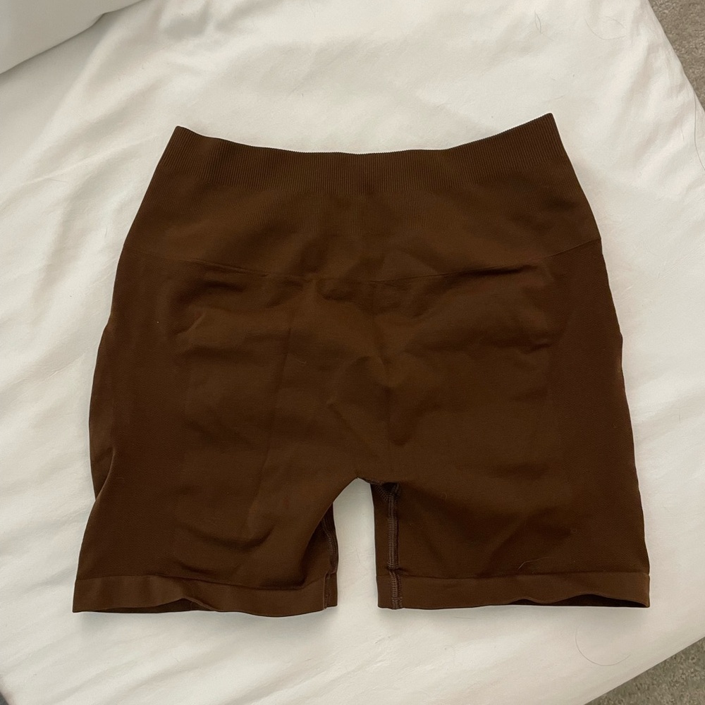Alphalete Amplify Shorts
